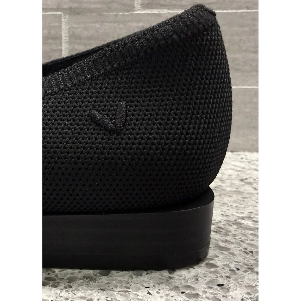 Vivaia brand item
